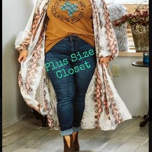 PLUS SIZE BOHO CLOSET 🖤